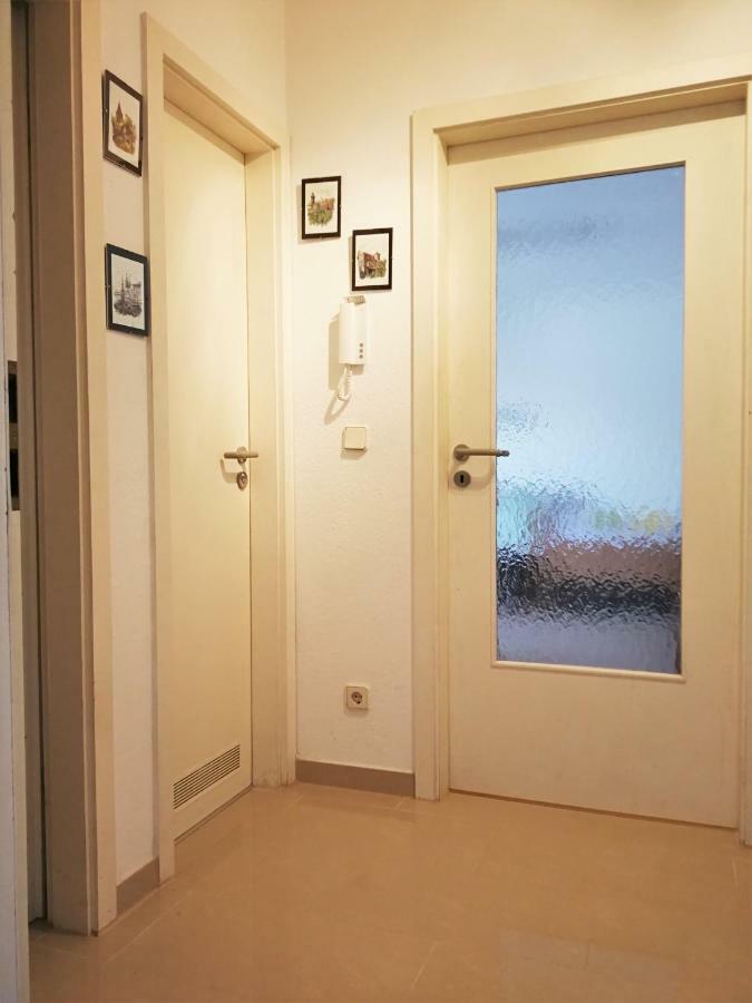 Quiet City-Apt, 4Min City-Center, 18Min Fair Nuernberg!!! Exterior photo